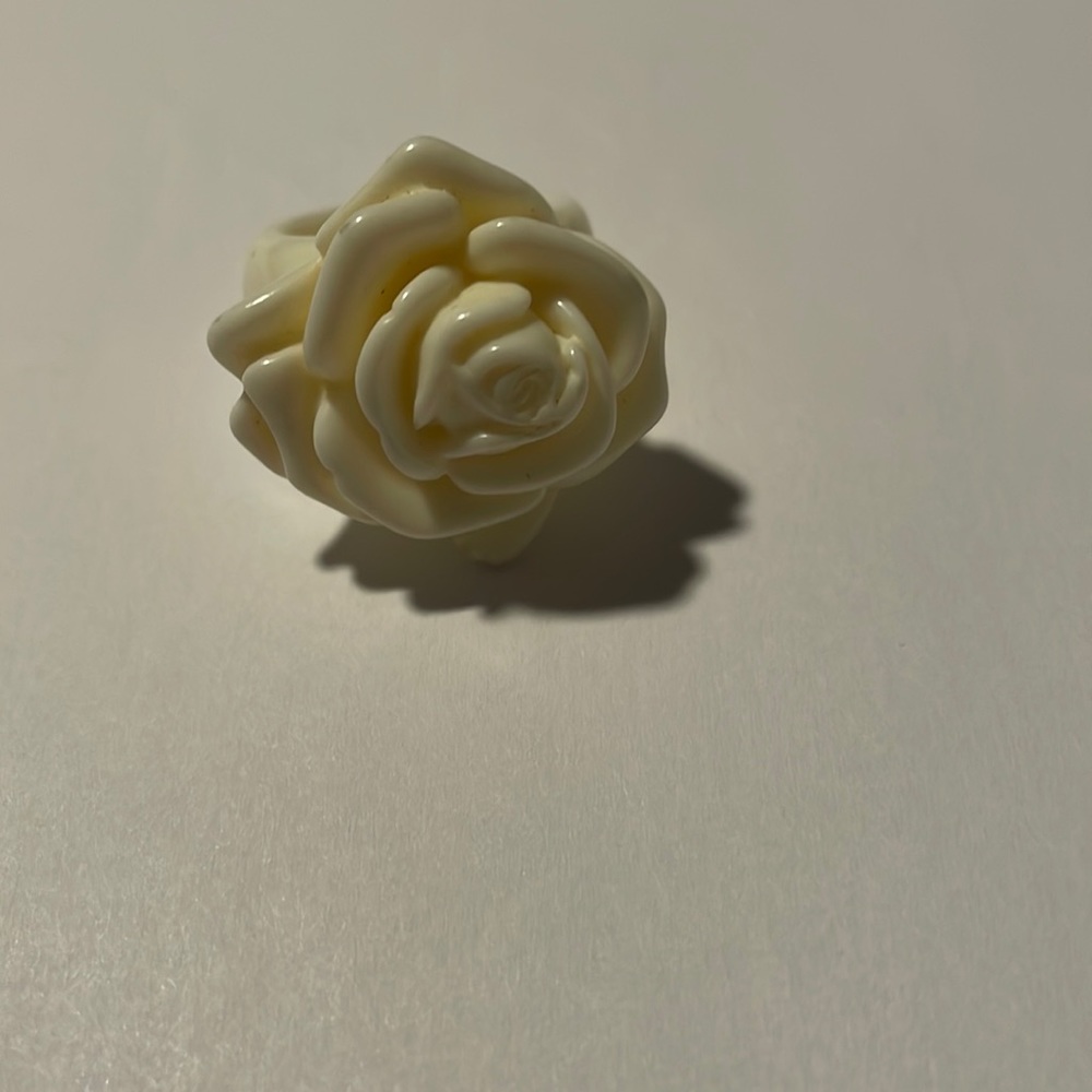 Cute White Rose Ring